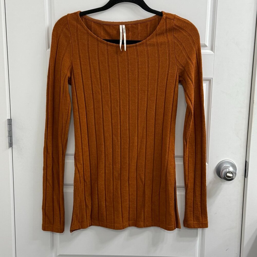 3/$30 Anthropologie Ribbed Side Slit Tunic in Cedar size XS